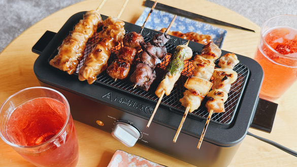 A【セット品】 [山善] 焼き鳥焼き器 減煙 電気七輪 卓上 焼き鳥 焼肉 ひと Amazon | [山善] 焼き鳥焼き器 減煙 電気七輪 卓上 焼き鳥 焼肉