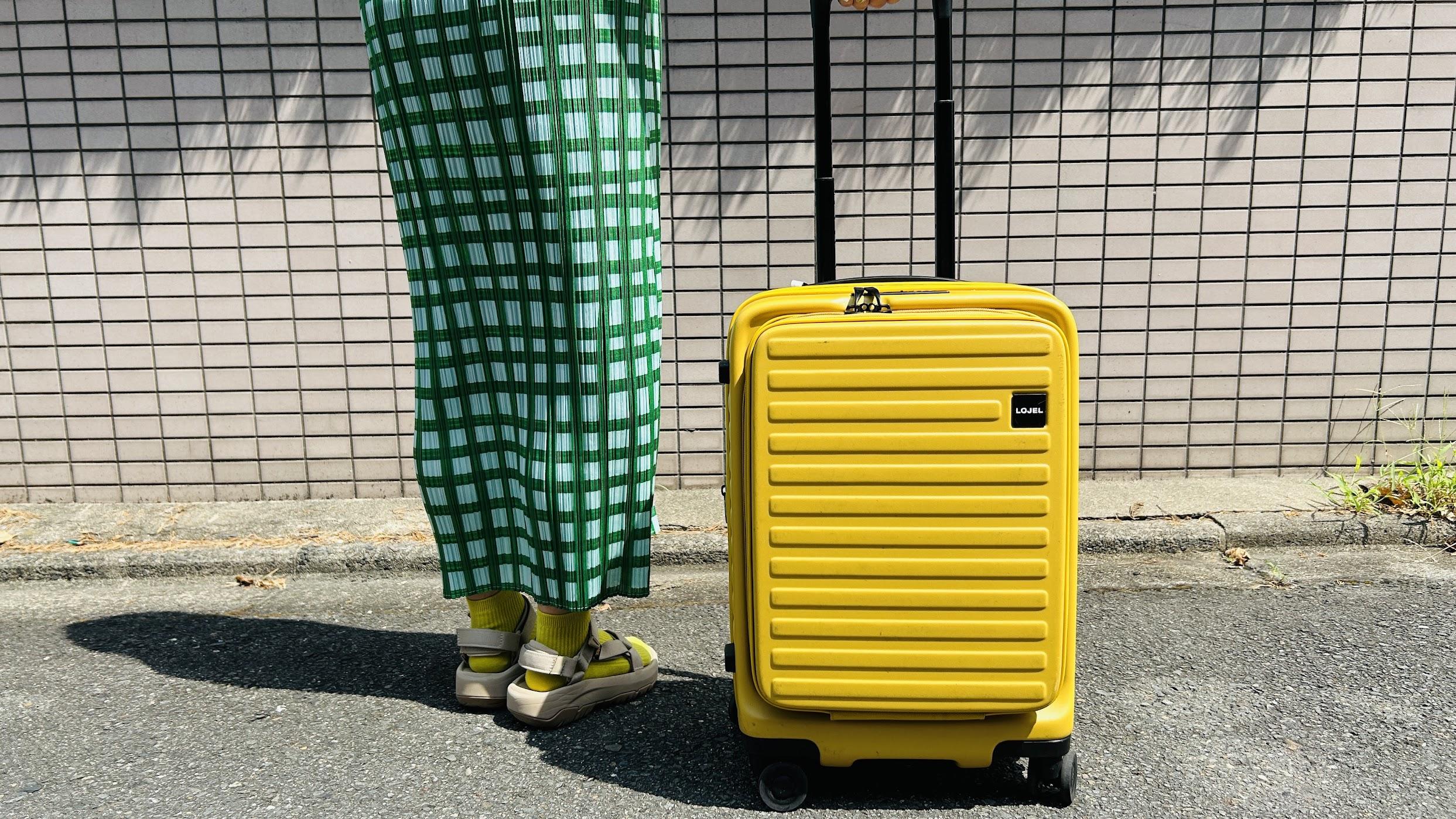 軽さと開けやすさで選んだLojelの「Cubo Small」。スーツケースを買い