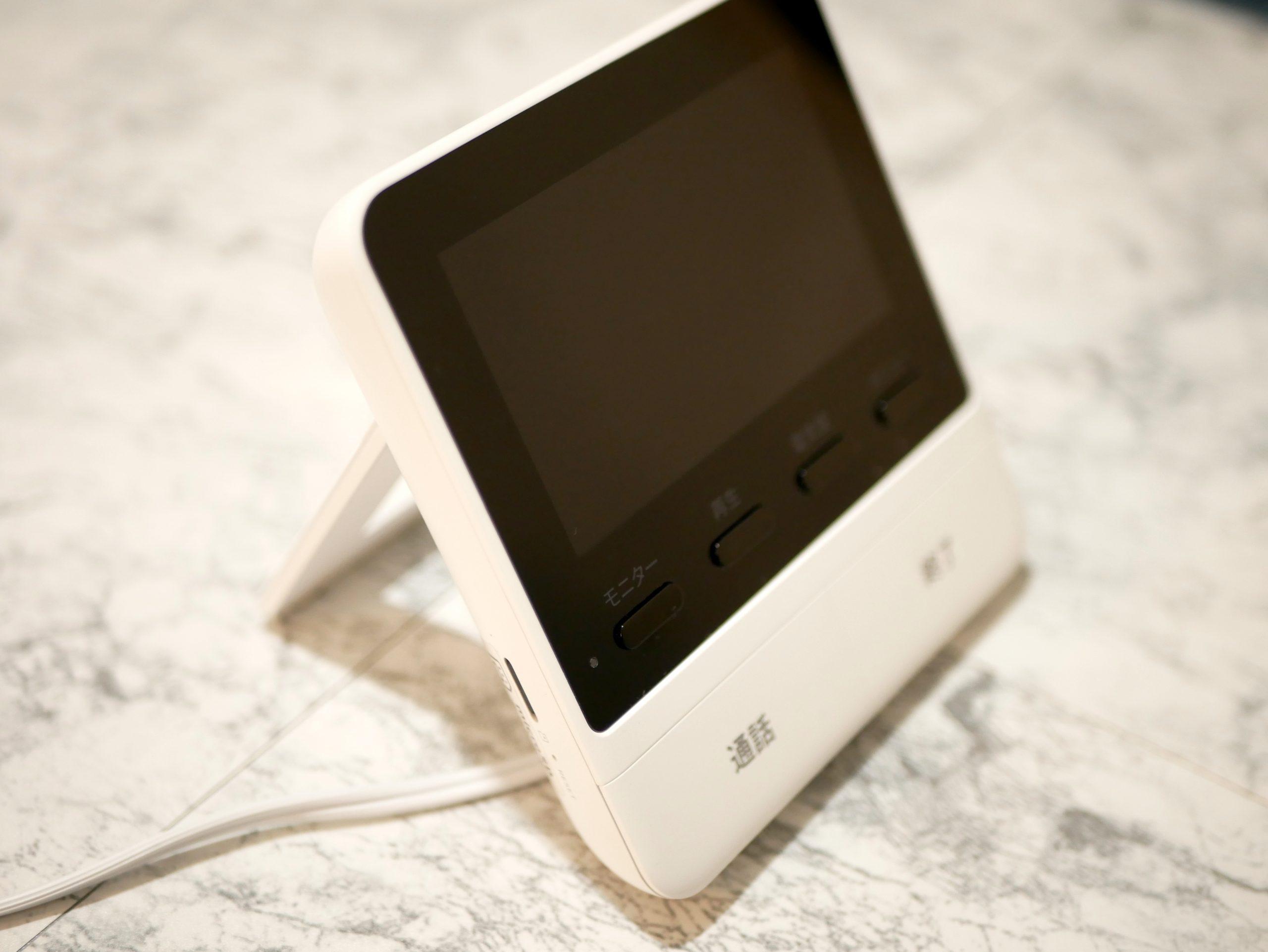 取り付けもカンタン！ SwitchBotの「スマートテレビドアホン」を設置し