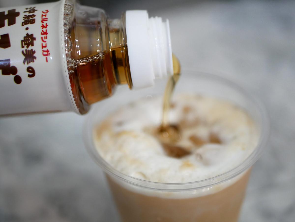 セブンイレブン「セブンカフェティー アイス ミルクティー」のシナモンアレンジ