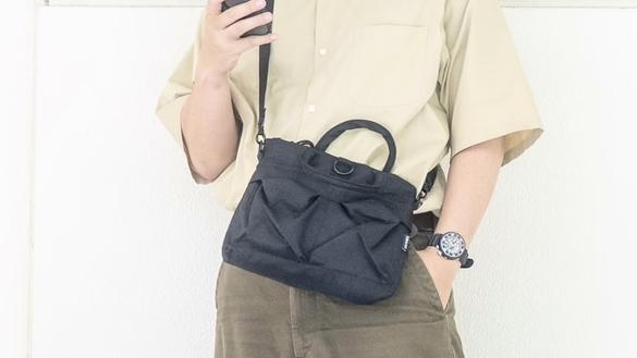 YMCLKY の「米軍タイプ ヘルメットバッグ」はiPadも入る大容量で