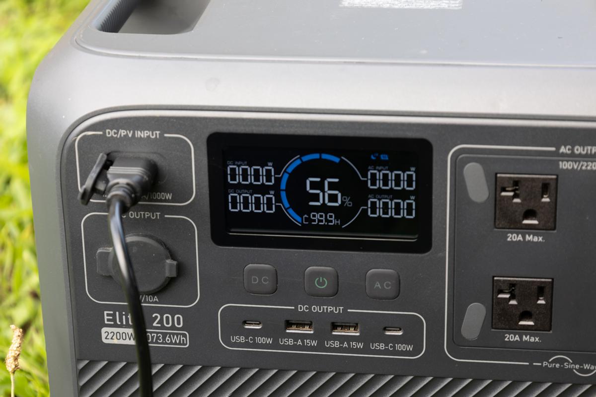 BougeRV「ソーラーパネル 100W 折りたたみ」