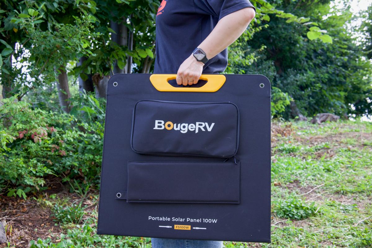 BougeRV「ソーラーパネル 100W 折りたたみ」