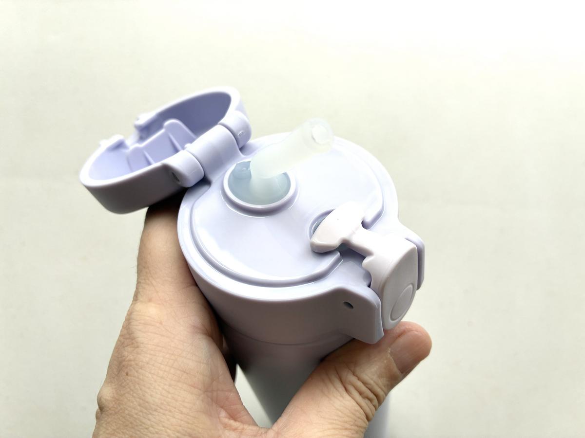 サーモス「真空断熱ストローボトル」