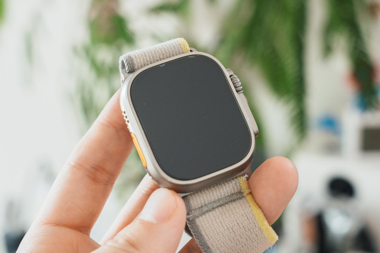 未開封 未使用 初代 Apple Watch Ultra 本体 あえて今「初代Apple Watch Ultra」を中古で購入。買っては手放してい