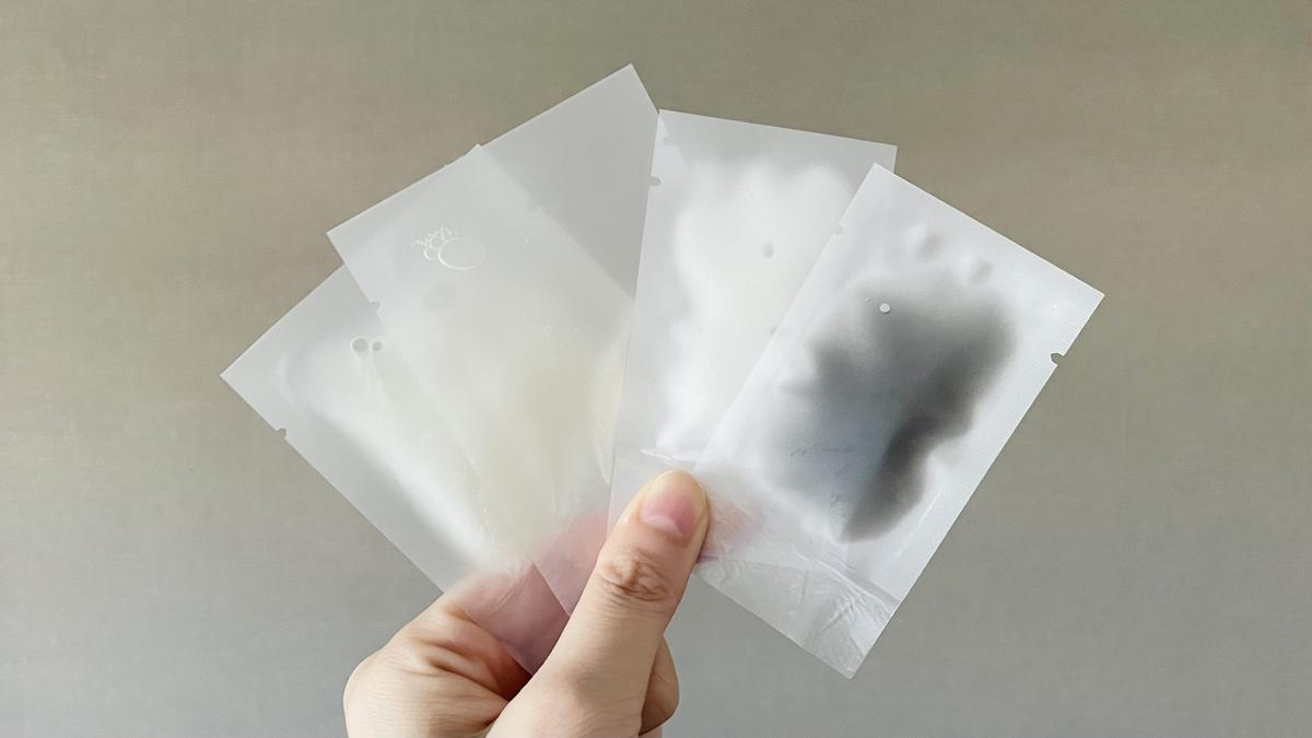 ダイソー「トラベル用パウチ容器５ＭＬ　２０Ｐ」「トラベル用パウチ容器１０ＭＬ　２０Ｐ」