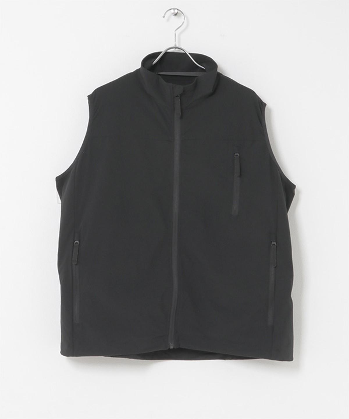 LOWERCASE × URBS × 空調服® AIRCOOLING VEST の正面