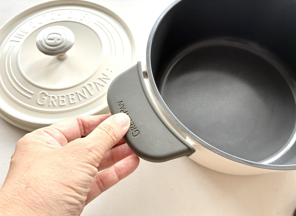 GREENPAN「フェザーウェイトココット」
