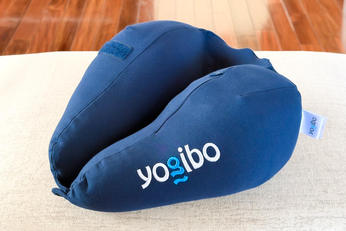 Yogibo neck pillow ネック ピロー ヨギボーの アイマスク付きネック