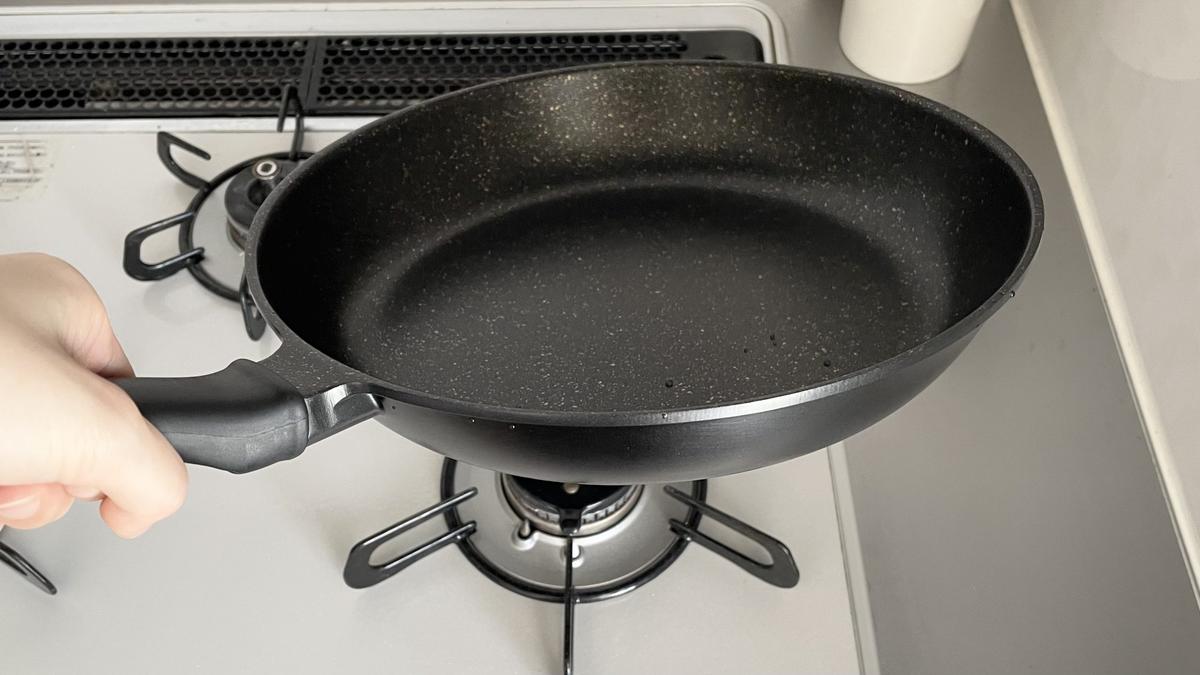 和平フレイズ「カルイーノ フライパン26cm」