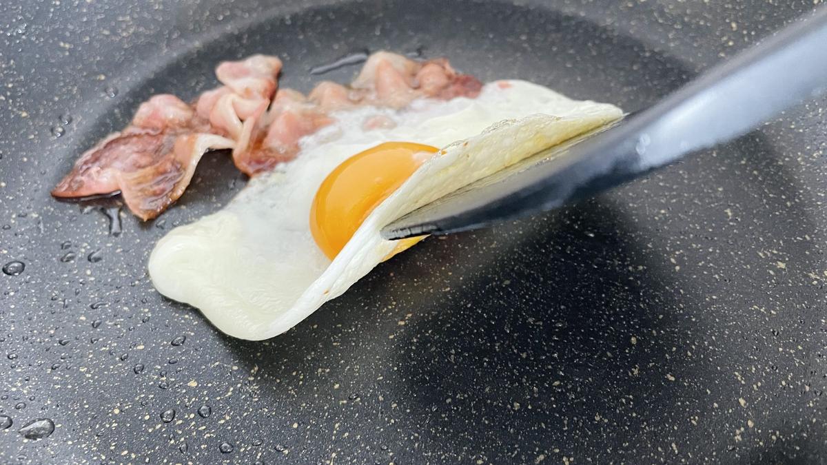 和平フレイズ「カルイーノ フライパン26cm」
